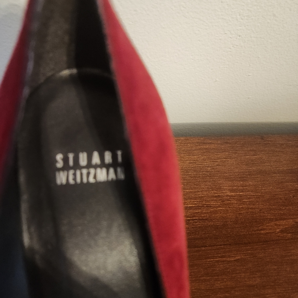 Stuart Weitzman "Scarlett Suede" Peek Pump Heels Size 8.5 - Picture 5 of 13
